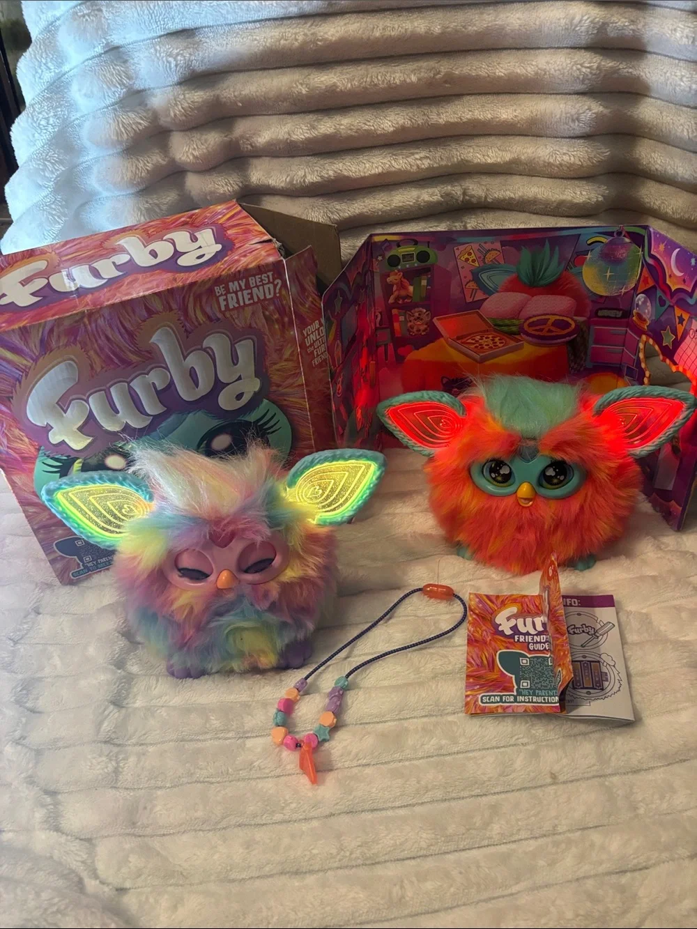 Hasbro 2023 Furby Coral 15 Fashion Accessories, Interactive Two Plush Toys